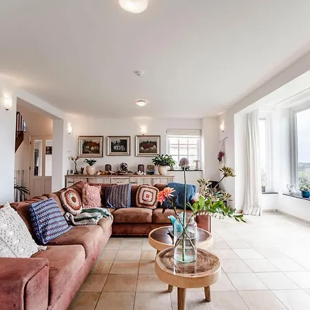 Family Behind The * Zandvoort